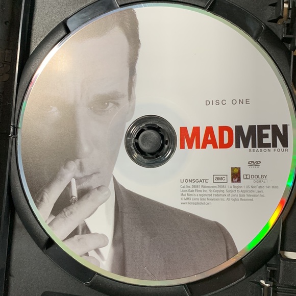 GUC Mad Men season 4 discs 1-3 - Picture 4 of 13